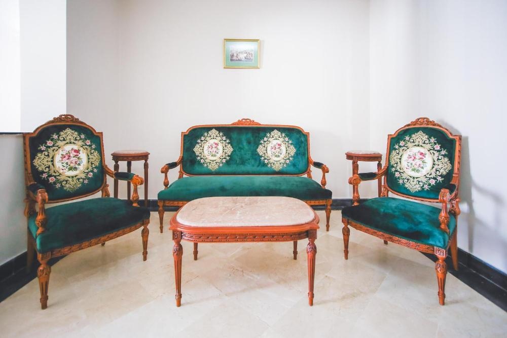 Room image 3