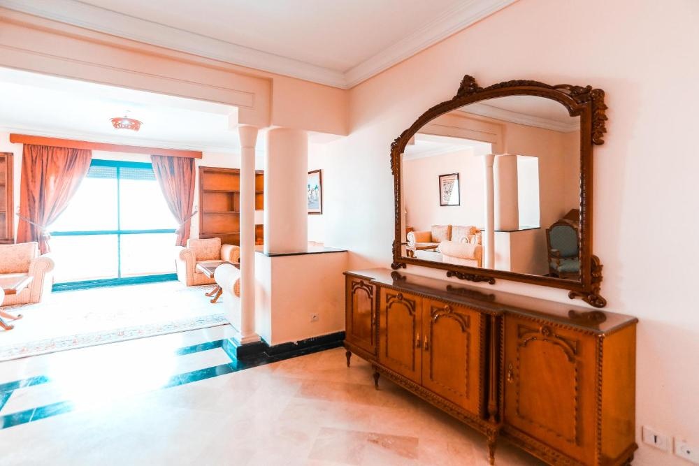 Room image 2